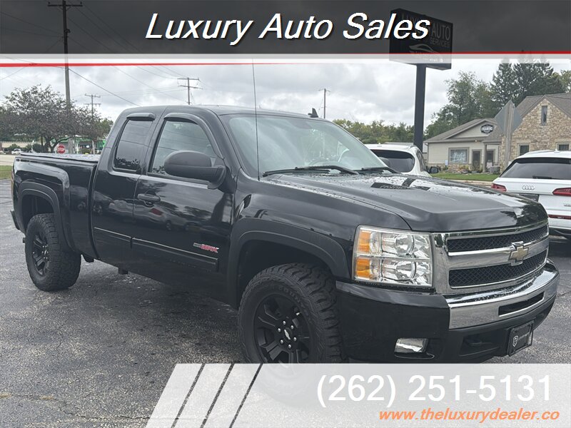 2009 Chevrolet Silverado 1500 LT   - Photo 1 - Lannon, WI 53046