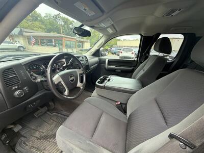 2009 Chevrolet Silverado 1500 LT - Photo 9 - Lannon, WI 53046