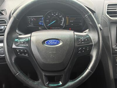 2016 Ford Explorer XLT - Photo 17 - Lannon, WI 53046