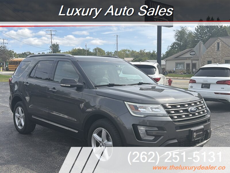 2016 Ford Explorer XLT   - Photo 1 - Lannon, WI 53046