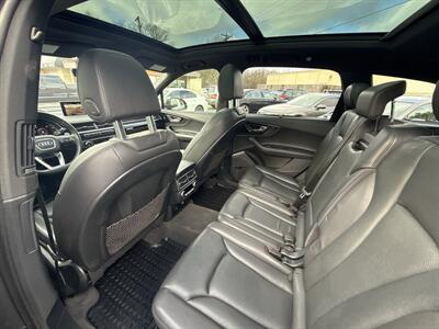 2017 Audi Q7 3.0T quattro Prestige   - Photo 10 - Lannon, WI 53046