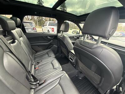 2017 Audi Q7 3.0T quattro Prestige   - Photo 14 - Lannon, WI 53046