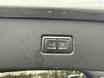 2017 Audi Q7 3.0T quattro Prestige   - Photo 12 - Lannon, WI 53046