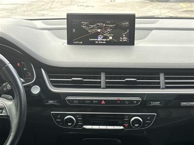 2017 Audi Q7 3.0T quattro Prestige   - Photo 18 - Lannon, WI 53046