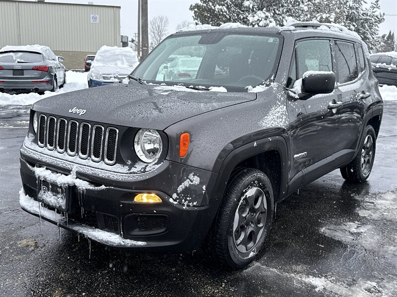 2018 Jeep Renegade Sport photo 2
