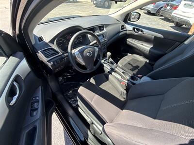 2017 Nissan Sentra S   - Photo 5 - Lannon, WI 53046