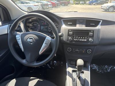 2017 Nissan Sentra S   - Photo 11 - Lannon, WI 53046