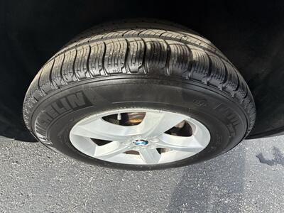 2009 BMW X5 xDrive30i - Photo 17 - Lannon, WI 53046