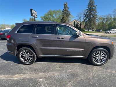 2017 Jeep Grand Cherokee Summit   - Photo 7 - Lannon, WI 53046