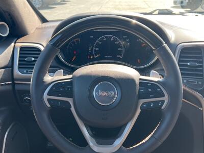 2017 Jeep Grand Cherokee Summit   - Photo 16 - Lannon, WI 53046