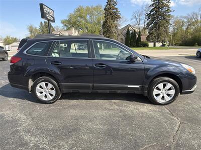 2012 Subaru Outback 2.5i   - Photo 8 - Lannon, WI 53046
