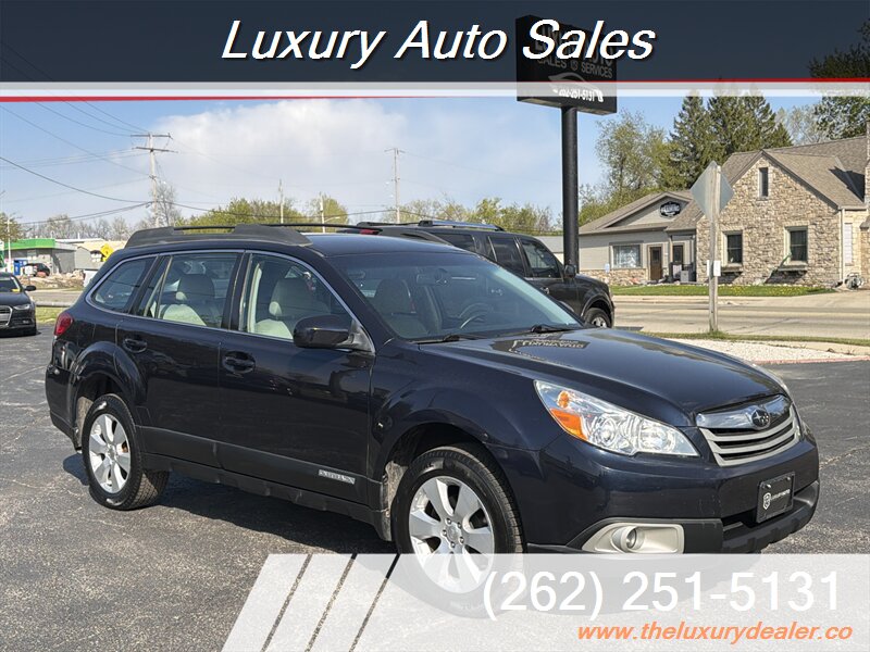 2012 Subaru Outback 2.5i   - Photo 1 - Lannon, WI 53046