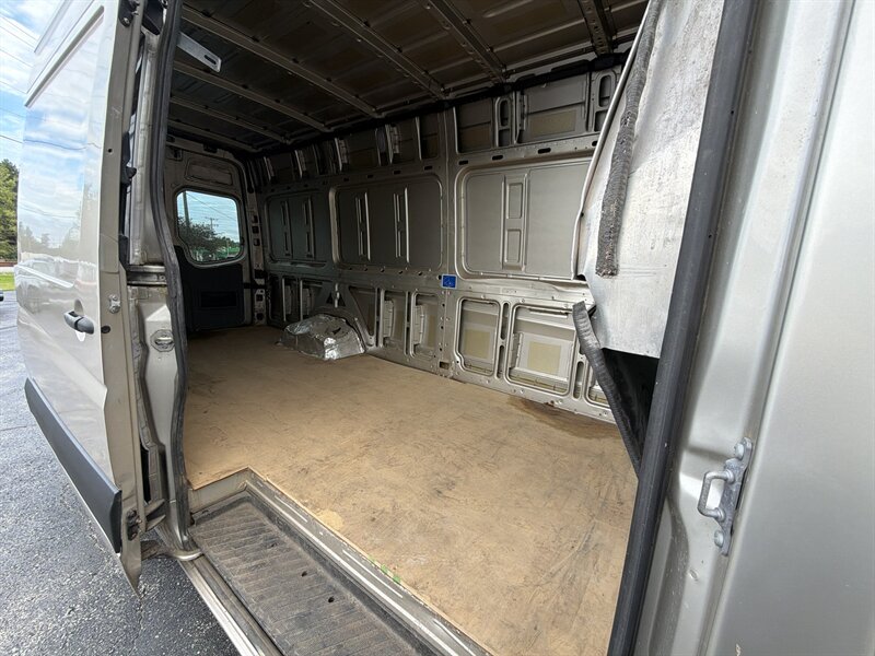 2016 Mercedes-Benz Sprinter Cargo Van Base - Photo 10