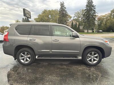 2012 Lexus GX 460 Premium - Photo 8 - Lannon, WI 53046