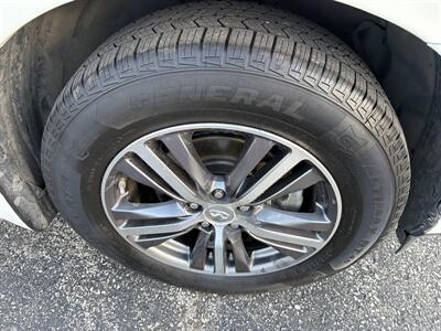 2017 INFINITI QX60 - Photo 18 - Lannon, WI 53046