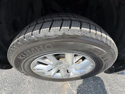2014 INFINITI QX80   - Photo 27 - Lannon, WI 53046