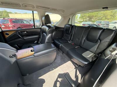 2014 INFINITI QX80   - Photo 11 - Lannon, WI 53046