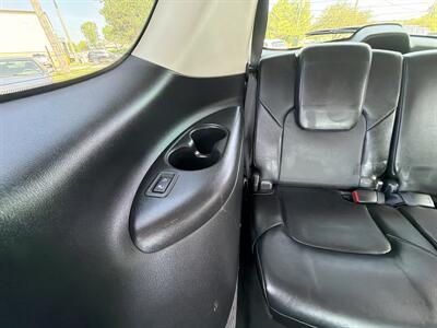 2014 INFINITI QX80   - Photo 18 - Lannon, WI 53046