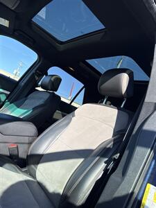 2017 Ford Explorer XLT - Photo 11 - Lannon, WI 53046