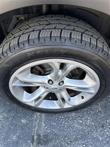 2017 Ford Explorer XLT - Photo 21 - Lannon, WI 53046