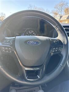 2017 Ford Explorer XLT - Photo 15 - Lannon, WI 53046