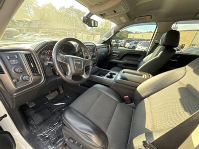 2015 GMC Sierra 1500 SLE   - Photo 9 - Lannon, WI 53046