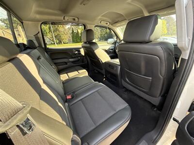 2015 GMC Sierra 1500 SLE   - Photo 11 - Lannon, WI 53046