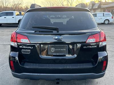 2013 Subaru Outback 2.5i Premium   - Photo 6 - Lannon, WI 53046