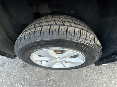 2013 Subaru Outback 2.5i Premium   - Photo 18 - Lannon, WI 53046