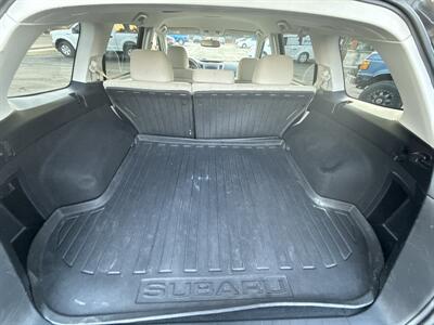 2013 Subaru Outback 2.5i Premium   - Photo 11 - Lannon, WI 53046