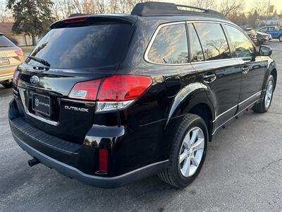 2013 Subaru Outback 2.5i Premium   - Photo 7 - Lannon, WI 53046