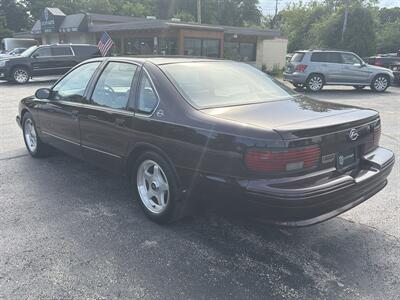 1995 Chevrolet Impala SS - Photo 5 - Lannon, WI 53046
