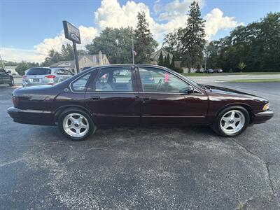 1995 Chevrolet Impala SS - Photo 8 - Lannon, WI 53046