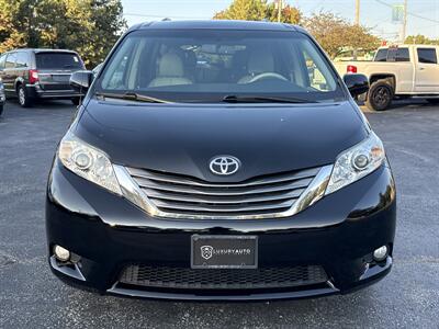 2013 Toyota Sienna XLE 7-Passenger   - Photo 2 - Lannon, WI 53046