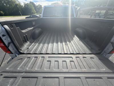 2019 Chevrolet Silverado 1500 LD LT - Photo 11 - Lannon, WI 53046