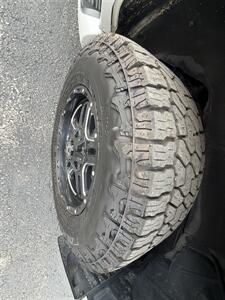 2004 Lexus GX 470 - Photo 17 - Lannon, WI 53046