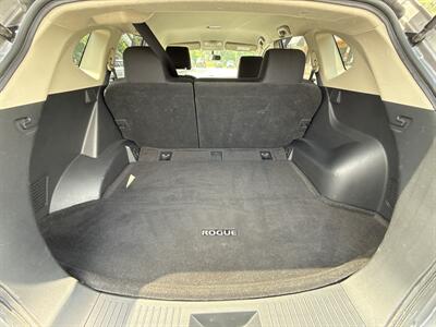 2012 Nissan Rogue S   - Photo 11 - Lannon, WI 53046
