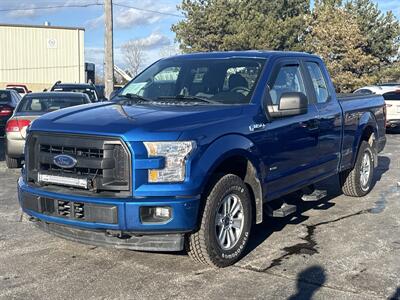 2017 Ford F-150 XL   - Photo 2 - Lannon, WI 53046