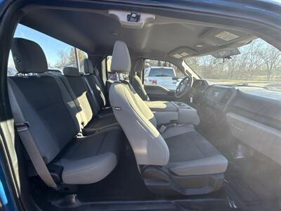 2017 Ford F-150 XL   - Photo 12 - Lannon, WI 53046