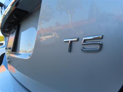 2016 Volvo XC60 T5 Drive-E Premier   - Photo 5 - Santa Cruz, CA 95062