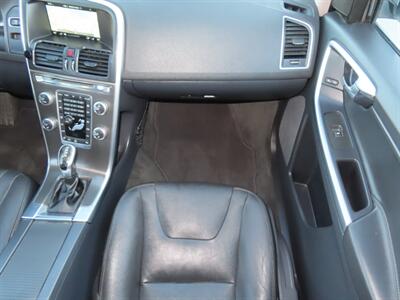 2016 Volvo XC60 T5 Drive-E Premier   - Photo 25 - Santa Cruz, CA 95062
