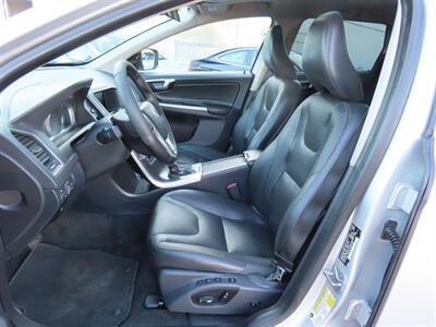 2016 Volvo XC60 T5 Drive-E Premier   - Photo 6 - Santa Cruz, CA 95062