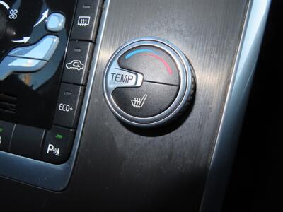 2016 Volvo XC60 T5 Drive-E Premier   - Photo 24 - Santa Cruz, CA 95062