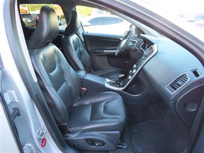 2016 Volvo XC60 T5 Drive-E Premier   - Photo 23 - Santa Cruz, CA 95062