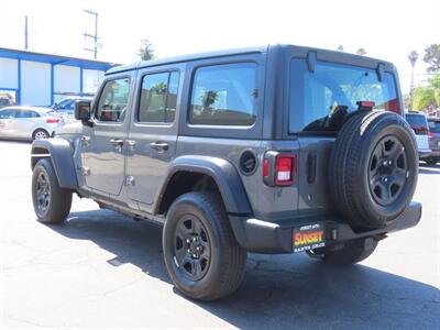 2022 Jeep Wrangler Sport Unlimited 4WD - Photo 3 - Santa Cruz, CA 95062