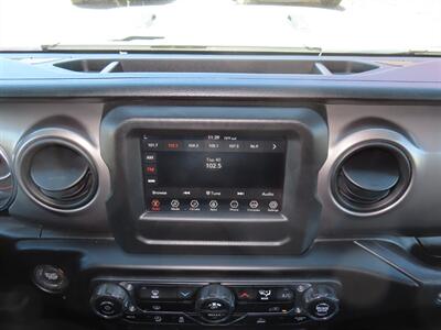 2022 Jeep Wrangler Sport Unlimited 4WD - Photo 22 - Santa Cruz, CA 95062