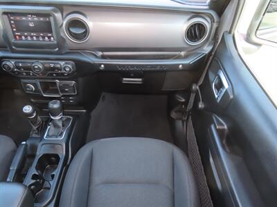 2022 Jeep Wrangler Sport Unlimited 4WD - Photo 19 - Santa Cruz, CA 95062