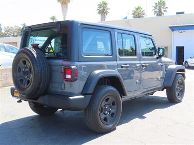 2022 Jeep Wrangler Sport Unlimited 4WD - Photo 4 - Santa Cruz, CA 95062