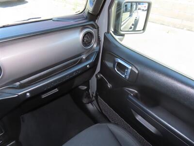 2022 Jeep Wrangler Sport Unlimited 4WD - Photo 20 - Santa Cruz, CA 95062