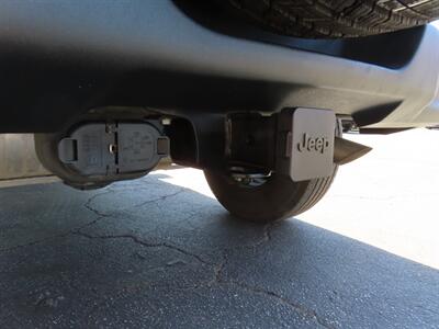 2022 Jeep Wrangler Sport Unlimited 4WD - Photo 41 - Santa Cruz, CA 95062